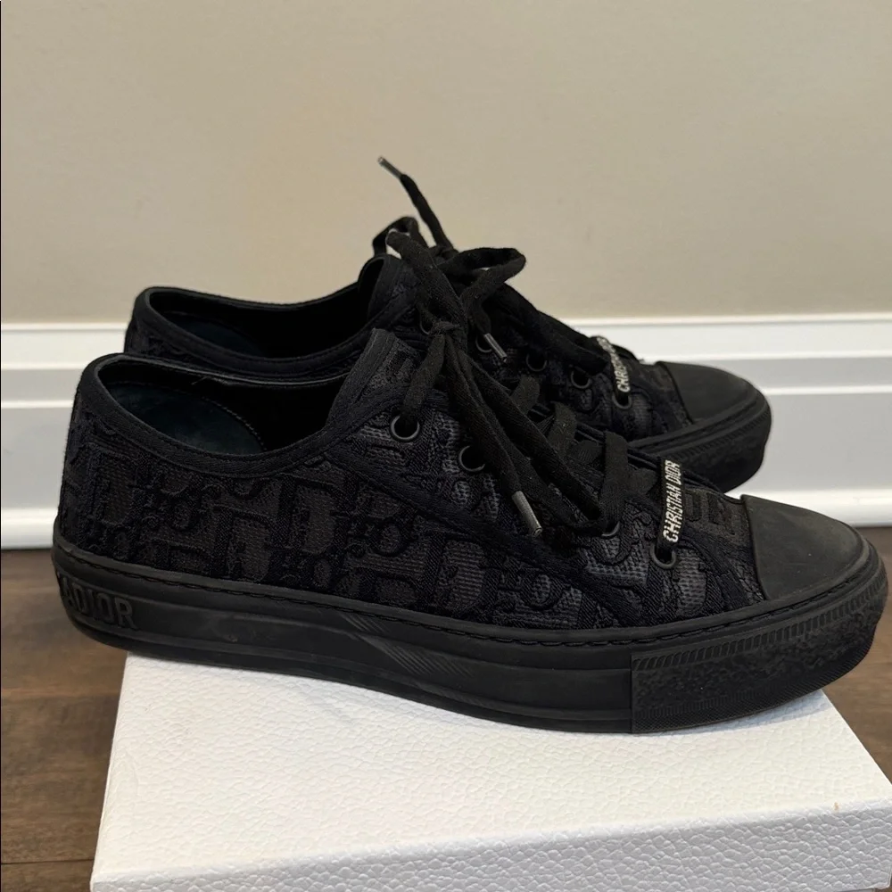 Christian Dior Walk'n'Dior Black Sneakers - Picture 4 of 11
